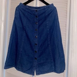 Denim skirt